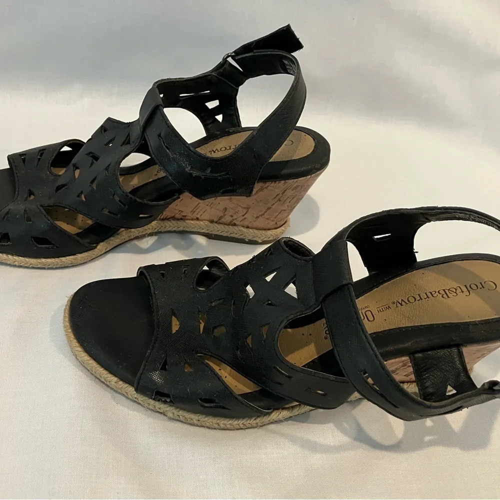 Croft & Barrel Black Cutout Pleather Wedge Sandals - Picture 2 of 4